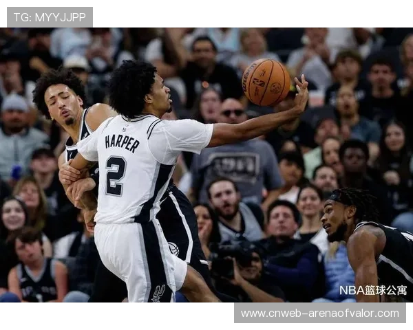 文班亚马保护性出战显成效，马刺全民皆兵取七连胜